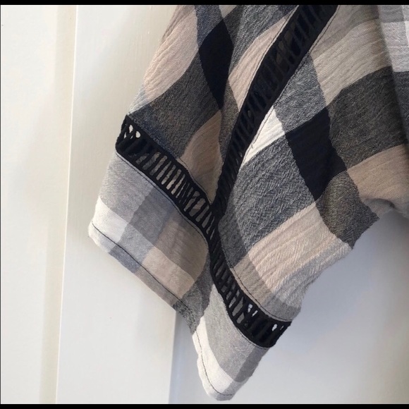 Anthro Maeve Kimono Tunic - Picture 5 of 6